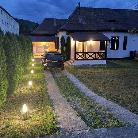 House Of Joven Villa Mediaş Eksteriør bilde